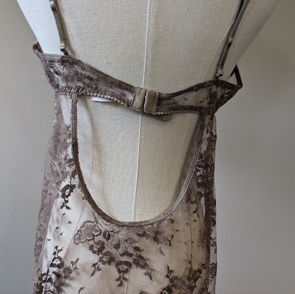 Vintage Y2K Victoria's Secret Sheer Lace Chemise Slip - Picture 9 of 13